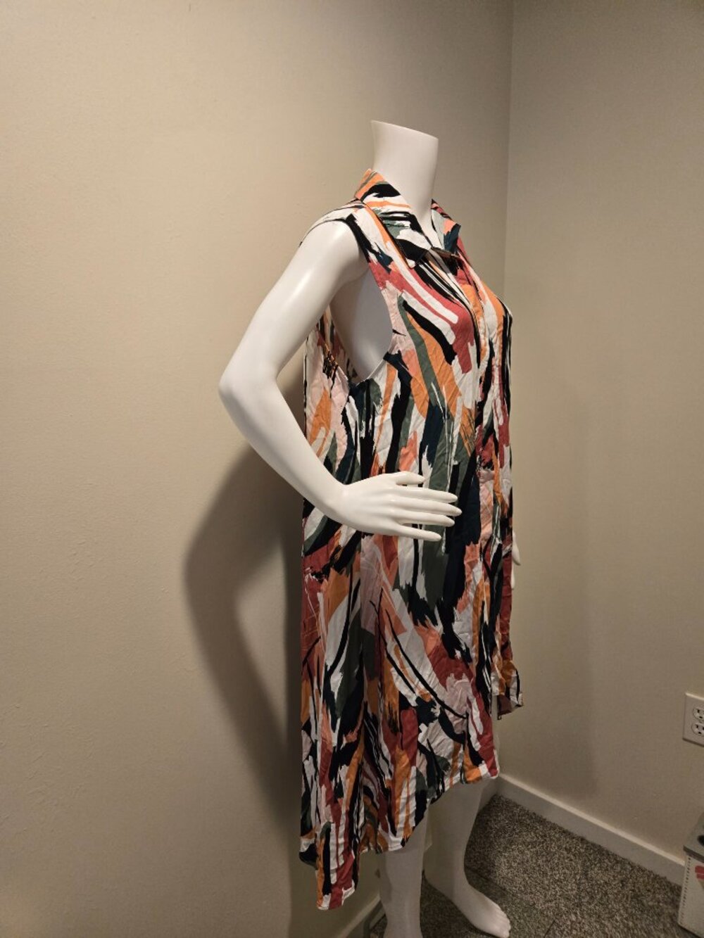 NWT Apricot Abstract Print Button Front Dress Orange Black 8 - Picture 4 of 5